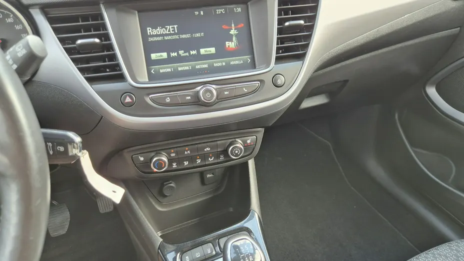 OPEL Crossland X -
