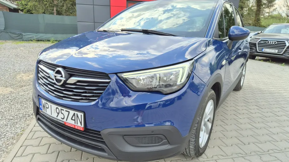 OPEL Crossland X -