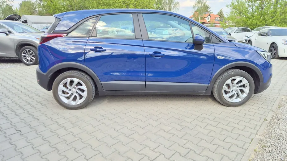 OPEL Crossland X -