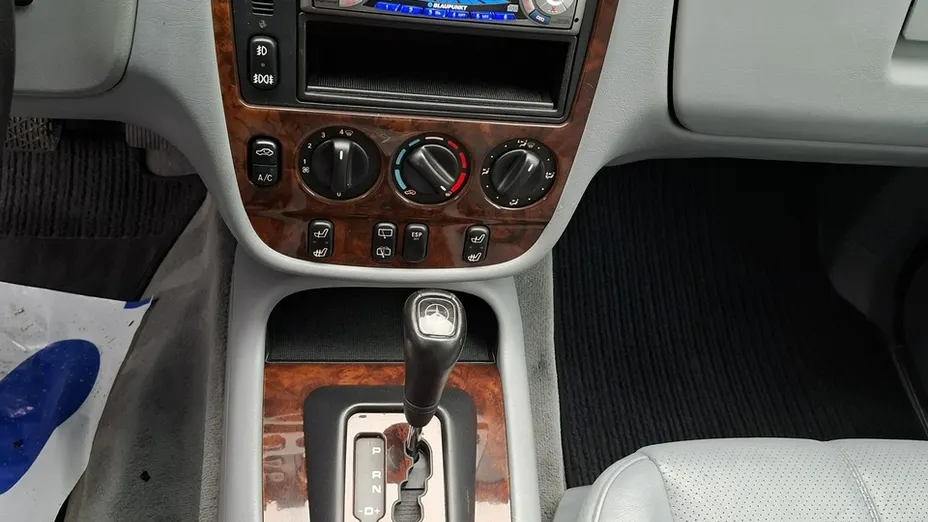 MERCEDES-BENZ ML -