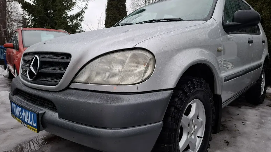 MERCEDES-BENZ ML -