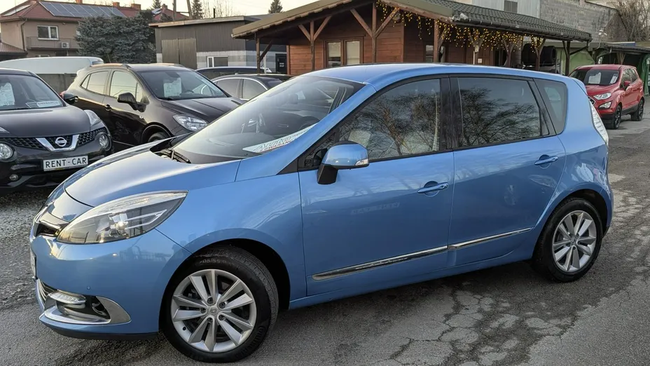 RENAULT Scenic -