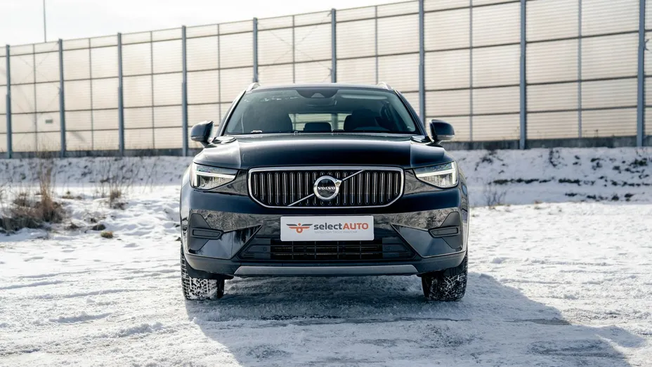 VOLVO XC40 -