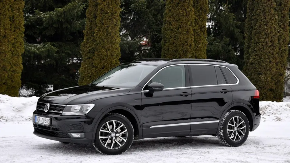 VOLKSWAGEN Tiguan -