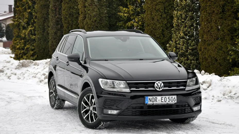 VOLKSWAGEN Tiguan -
