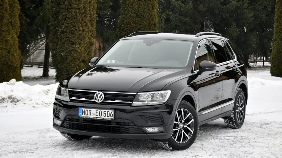 VOLKSWAGEN Tiguan -