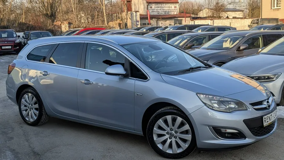 OPEL Astra -