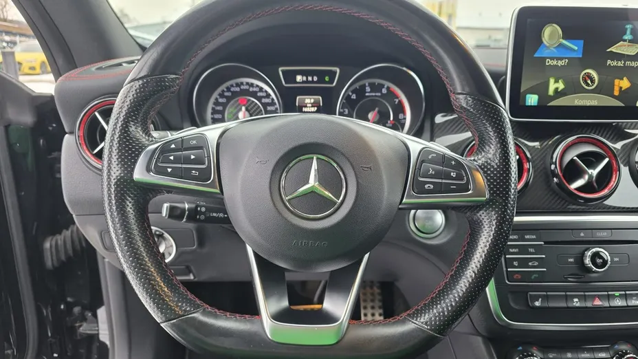 MERCEDES-BENZ CLA -
