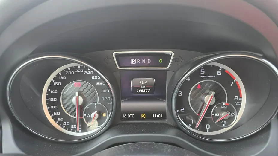 MERCEDES-BENZ CLA -