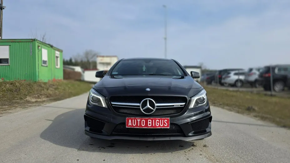 MERCEDES-BENZ CLA -