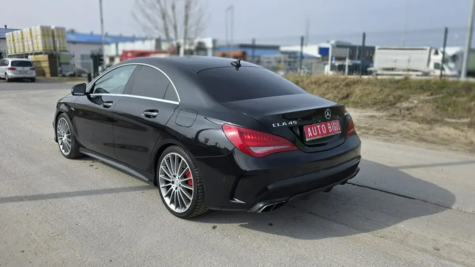 MERCEDES-BENZ CLA -