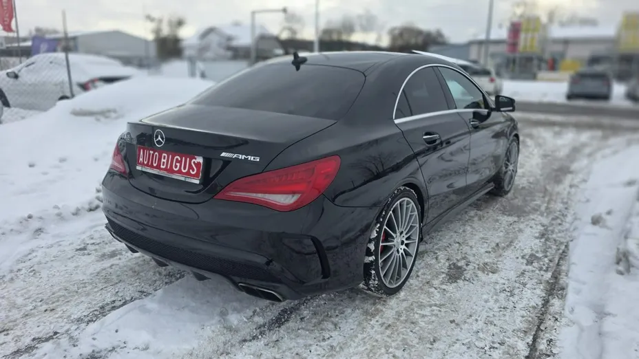 MERCEDES-BENZ CLA -