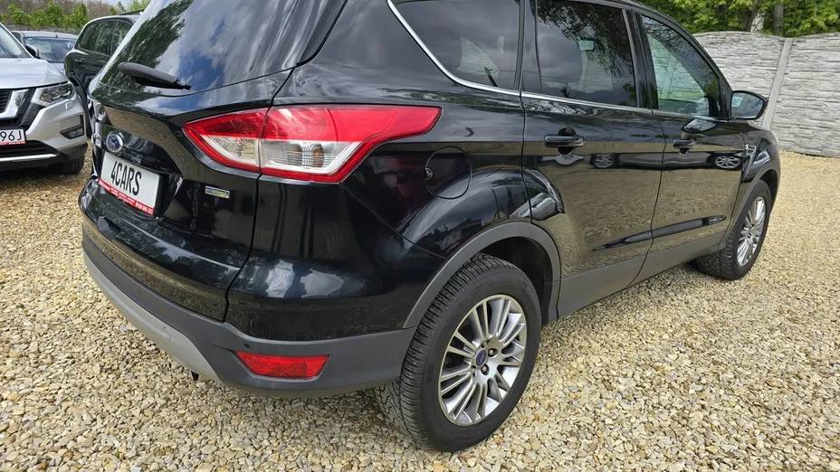 FORD Kuga -