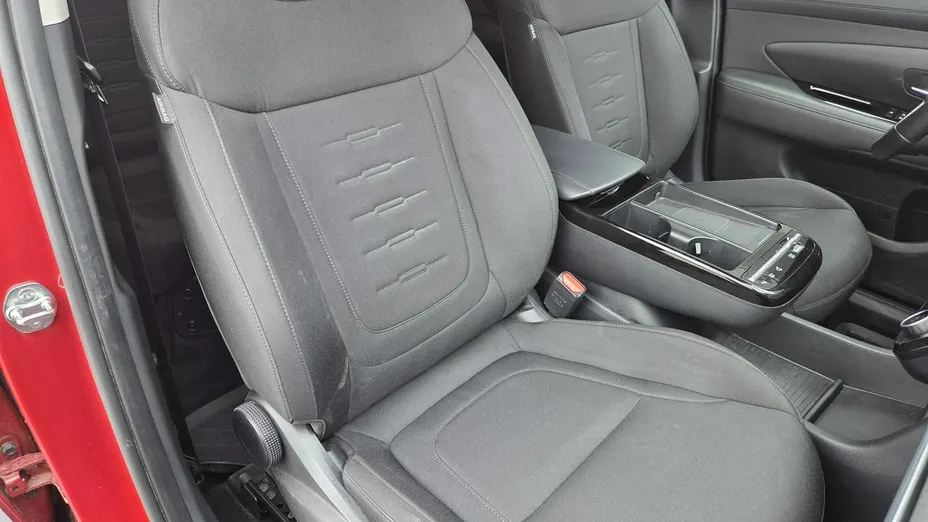 HYUNDAI Tucson -