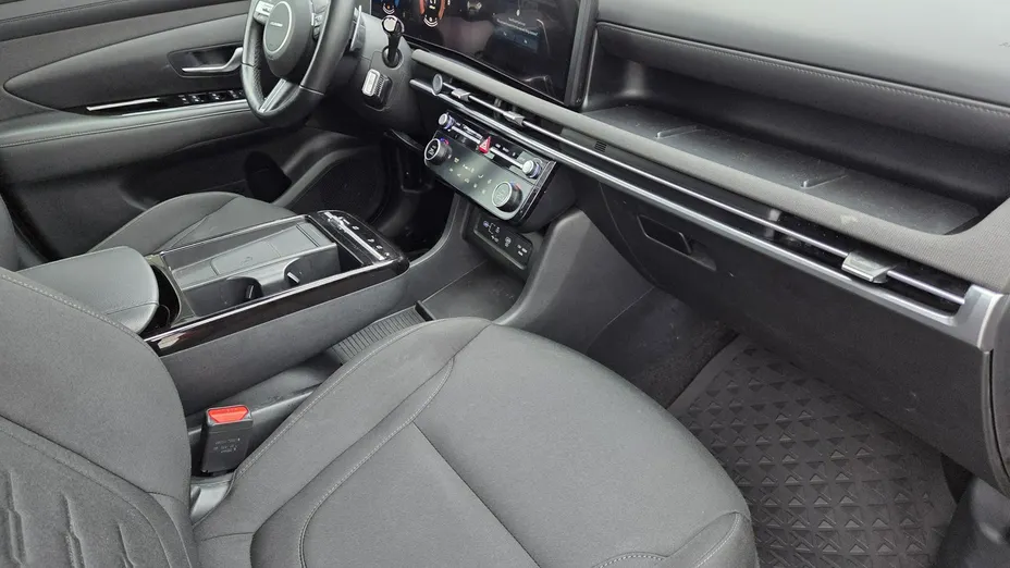 HYUNDAI Tucson -