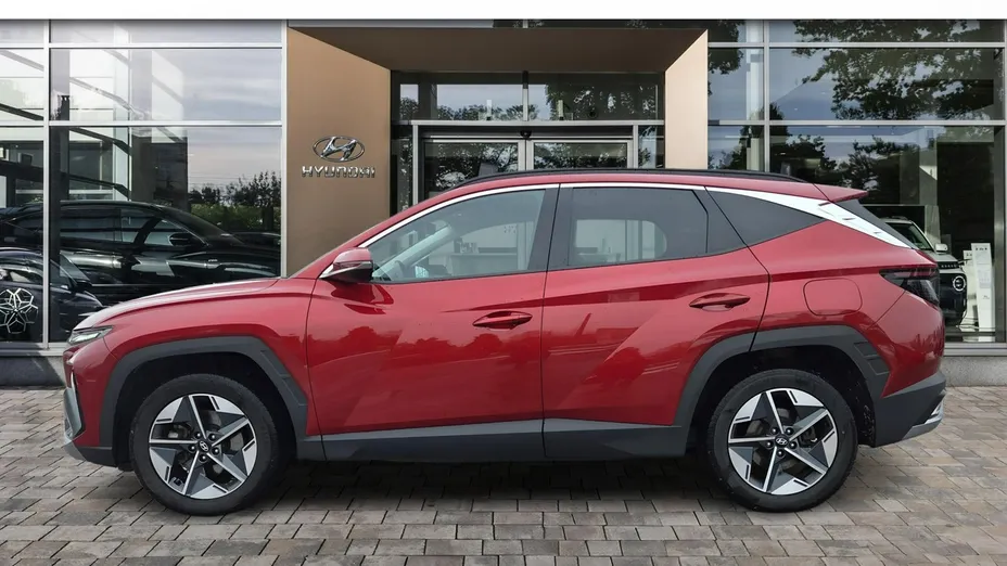 HYUNDAI Tucson -