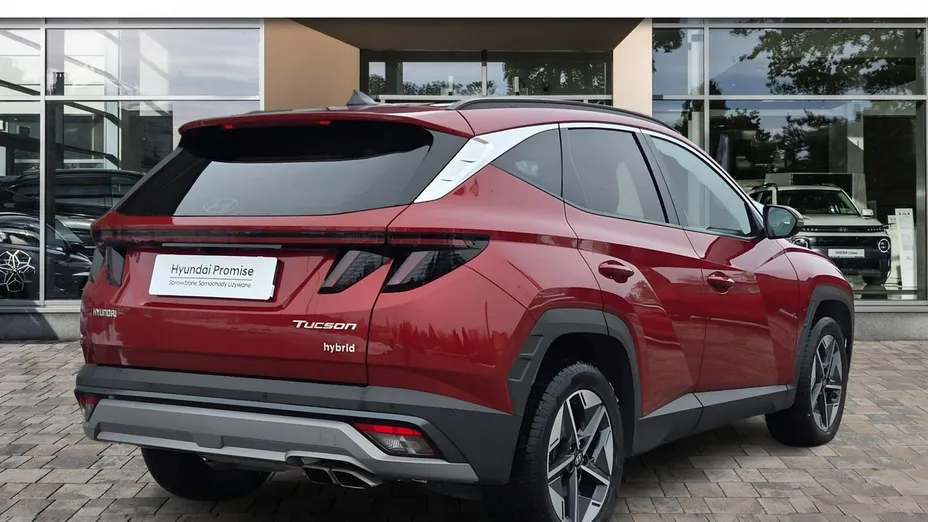 HYUNDAI Tucson -