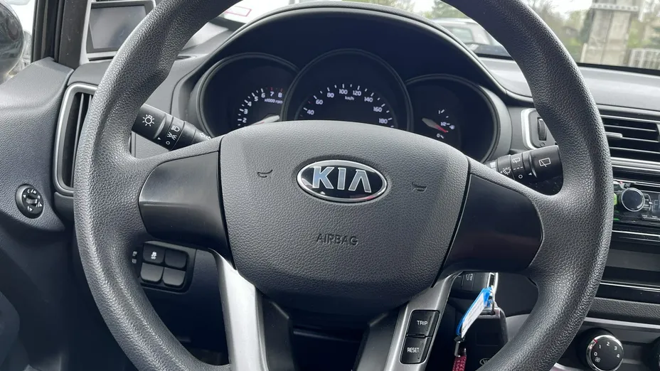 KIA Rio -