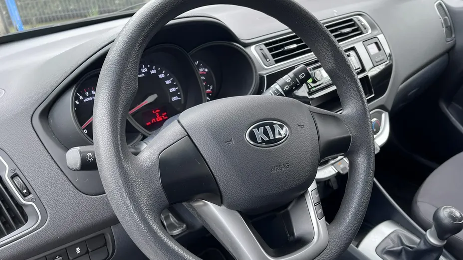 KIA Rio -