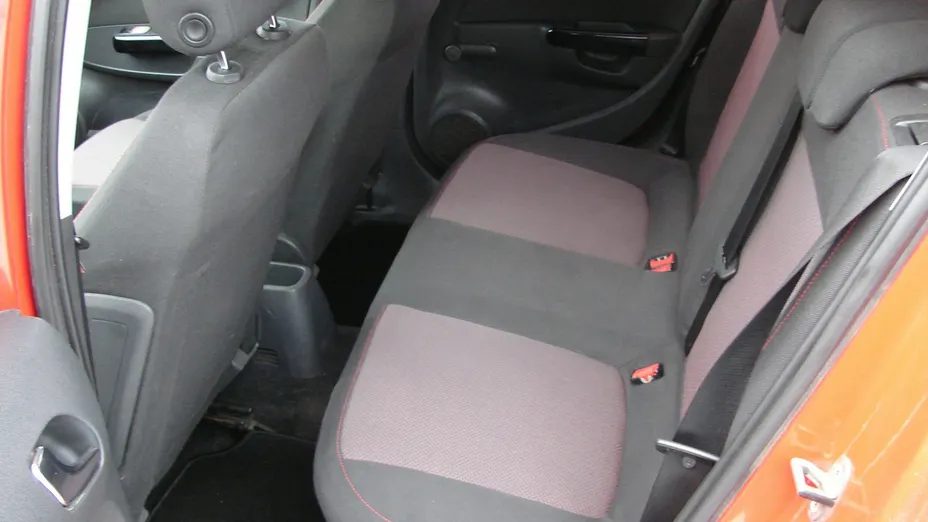 OPEL Corsa -