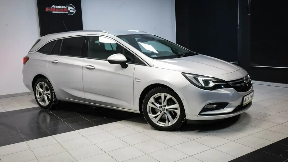 OPEL Astra -