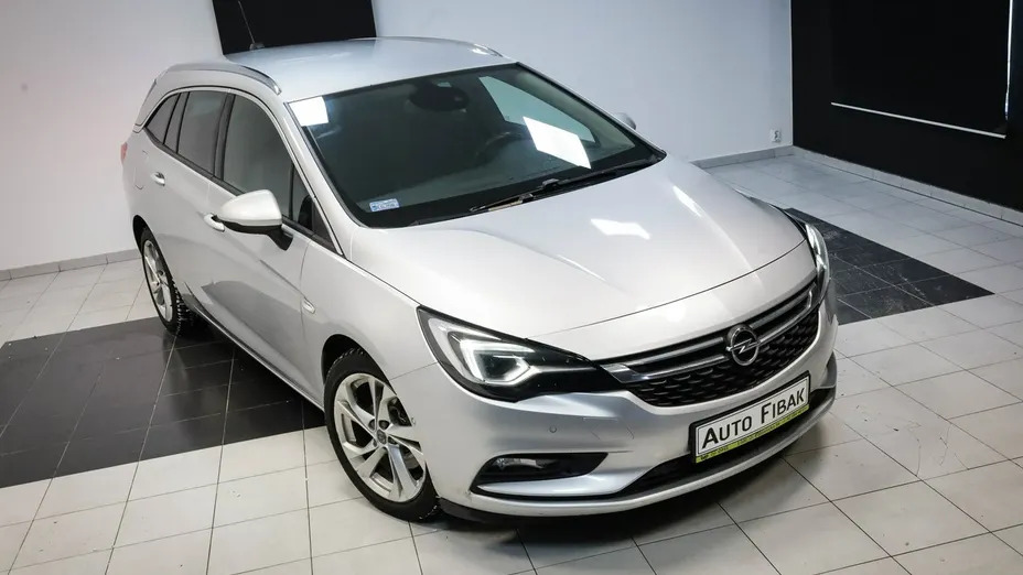 OPEL Astra -