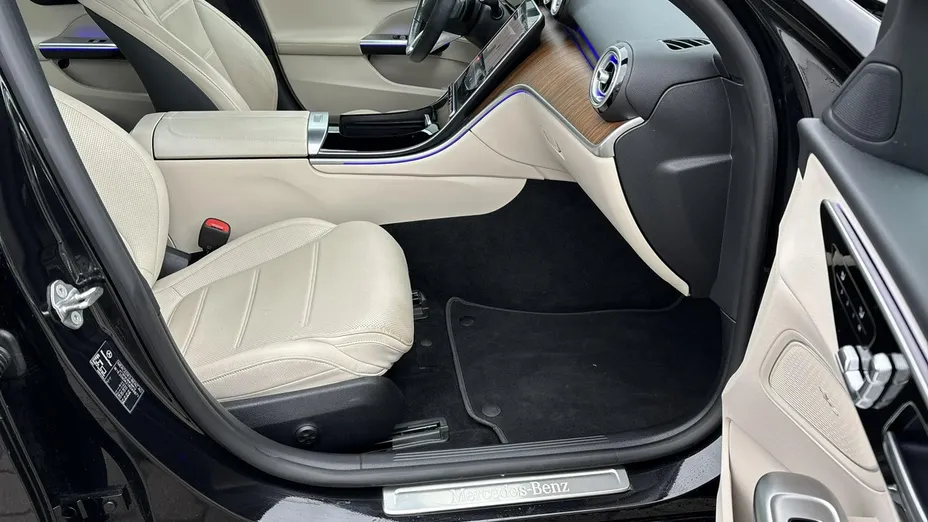 MERCEDES-BENZ C Klasa -