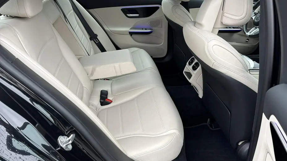 MERCEDES-BENZ C Klasa -