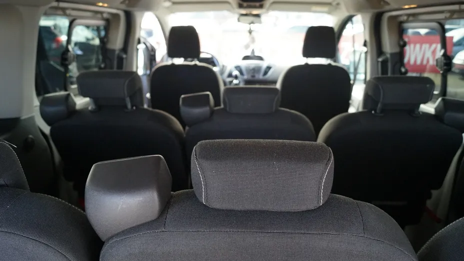 FORD Tourneo Custom -
