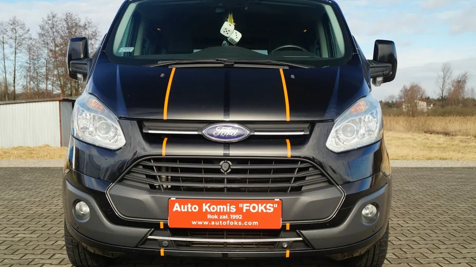 FORD Tourneo Custom -