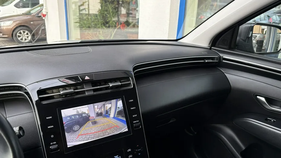 HYUNDAI Tucson -