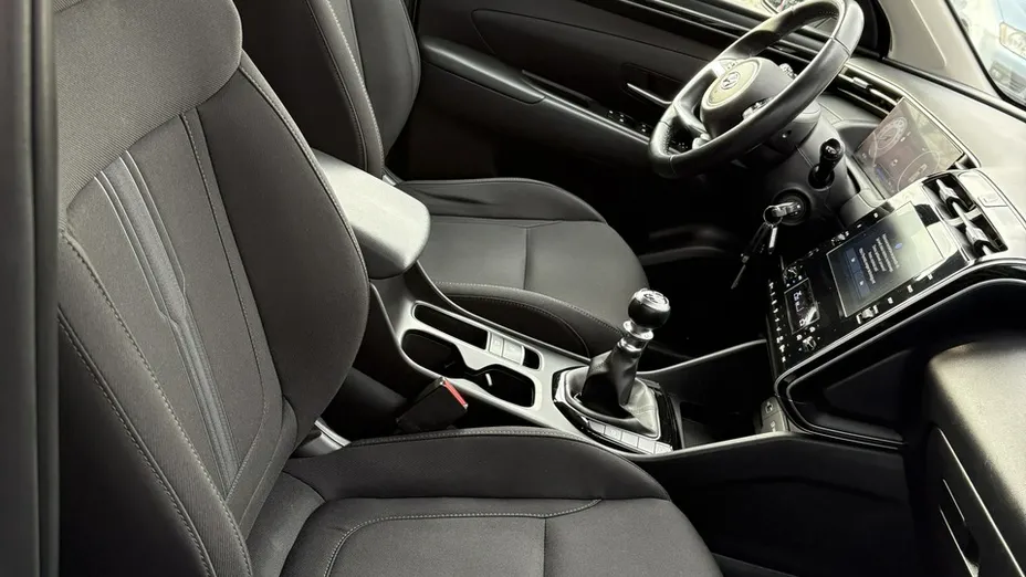 HYUNDAI Tucson -