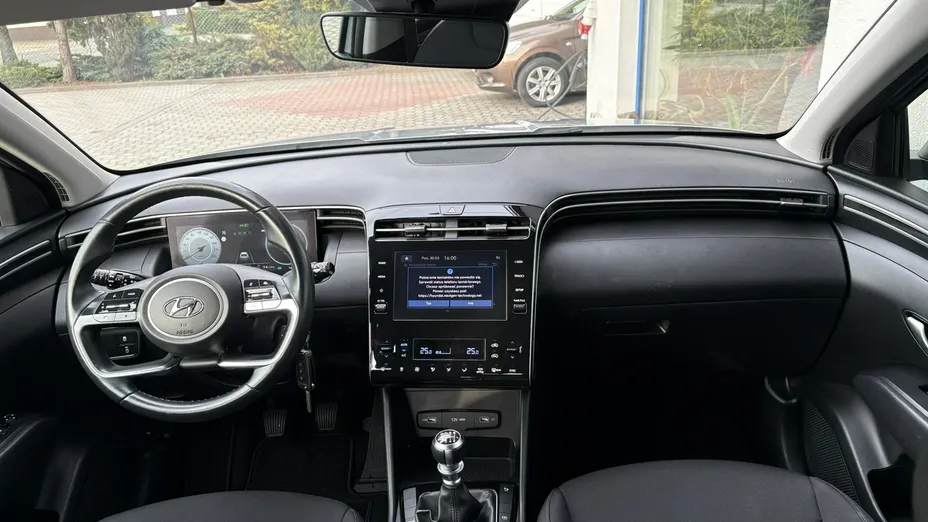HYUNDAI Tucson -
