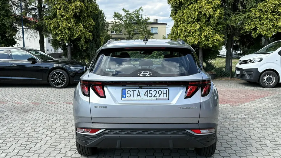 HYUNDAI Tucson -