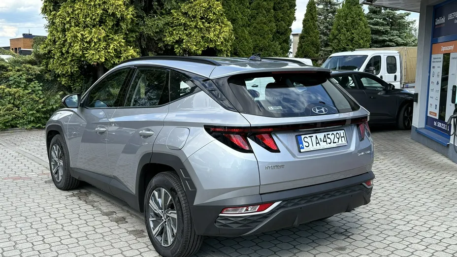 HYUNDAI Tucson -