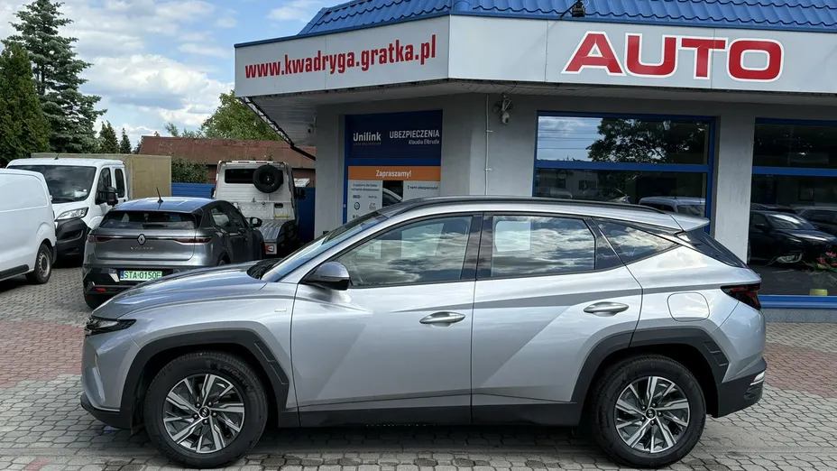 HYUNDAI Tucson -
