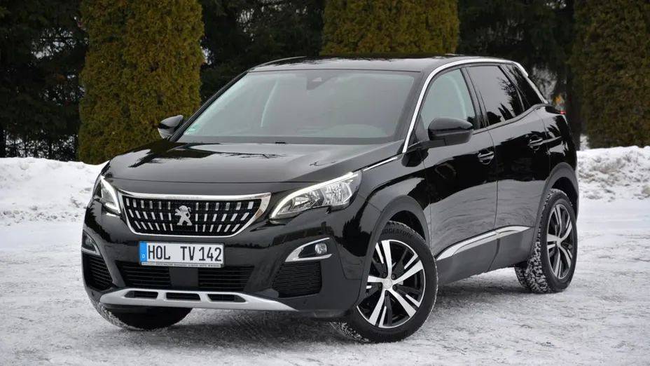 PEUGEOT 3008 -