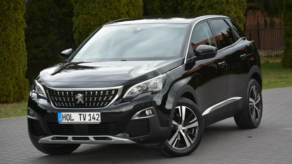 PEUGEOT 3008 -
