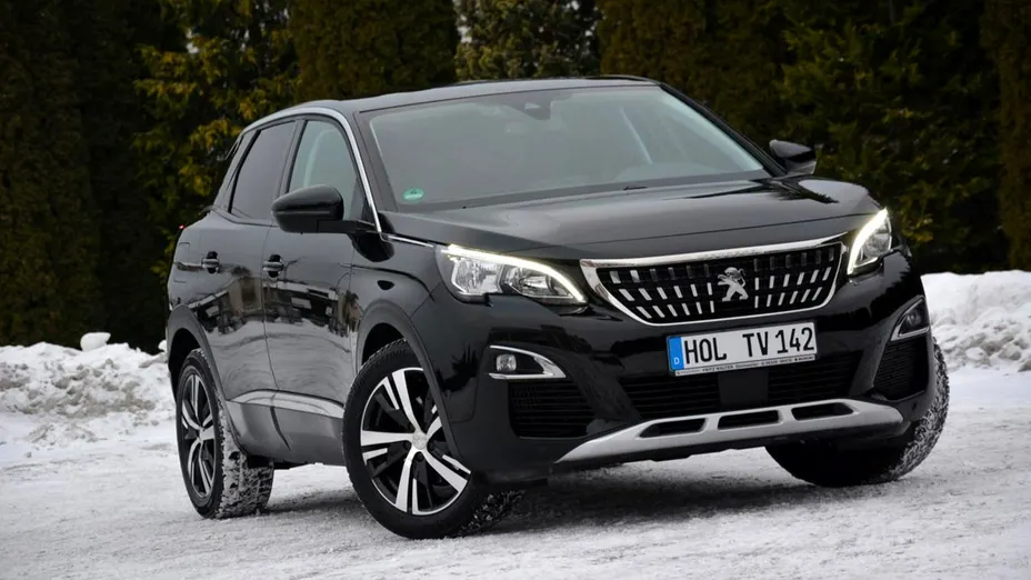 PEUGEOT 3008 -