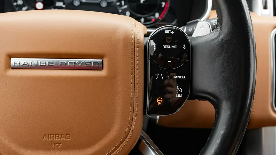 LAND ROVER Range Rover -