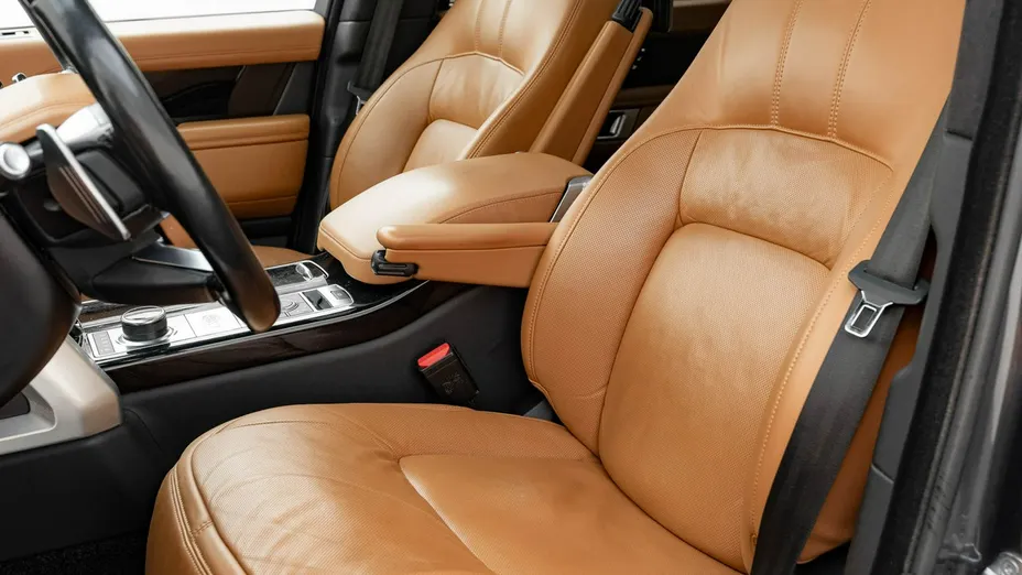 LAND ROVER Range Rover -