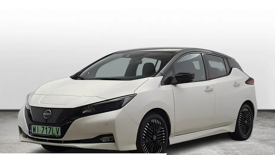 NISSAN Leaf -