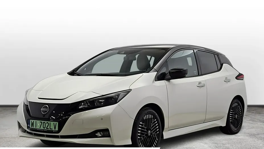 NISSAN Leaf -