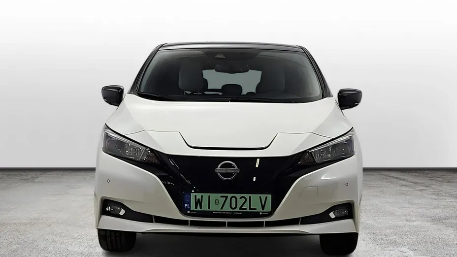 NISSAN Leaf -