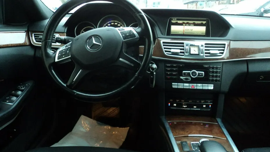 MERCEDES-BENZ E Klasa -