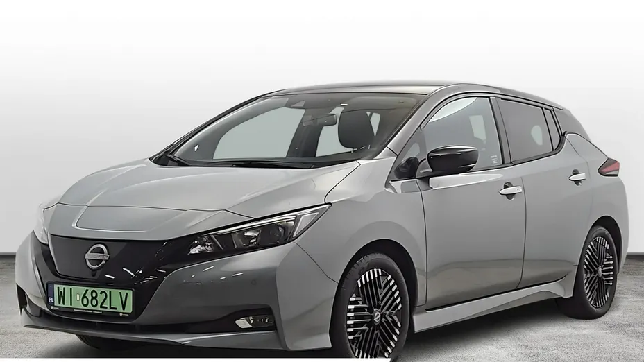 NISSAN Leaf -