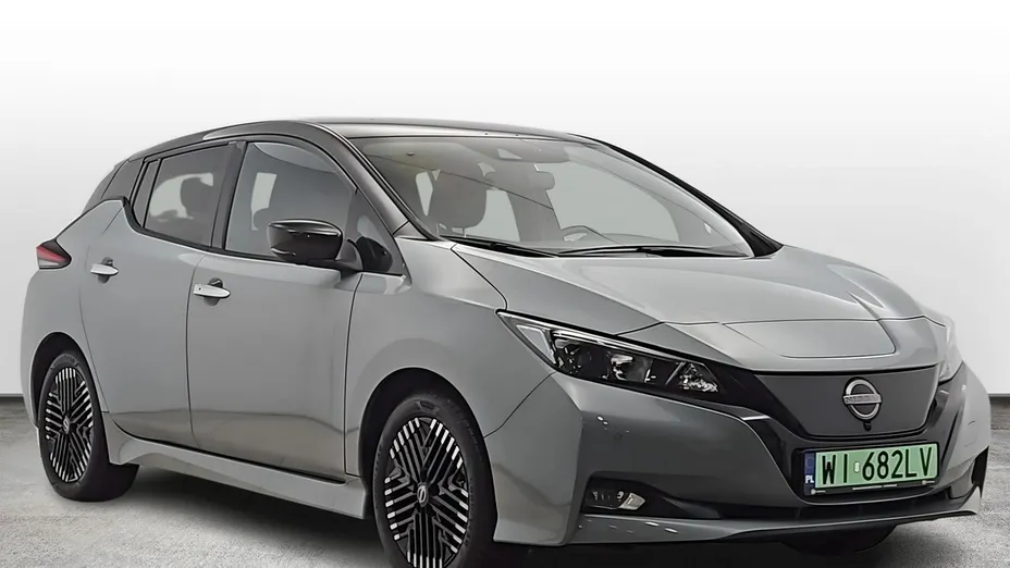 NISSAN Leaf -