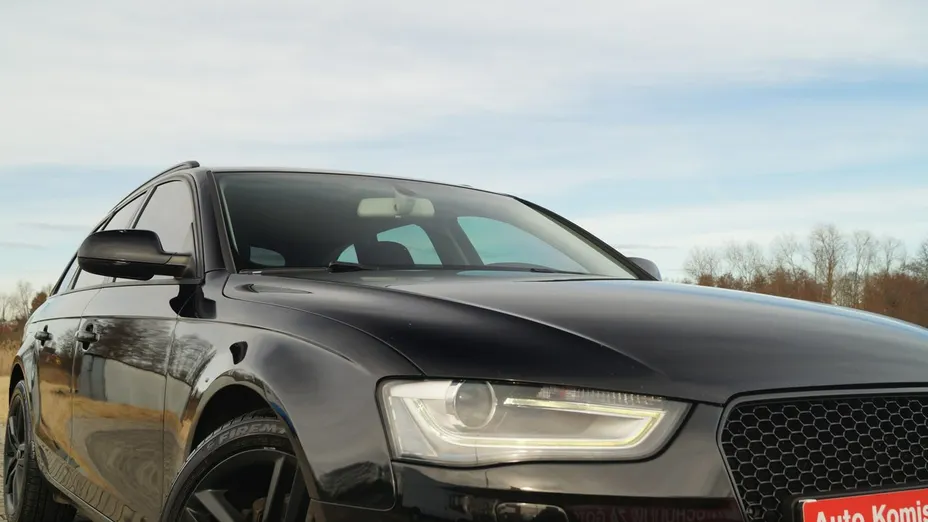 AUDI A4 -