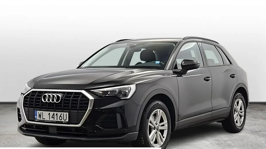 AUDI Q3 -