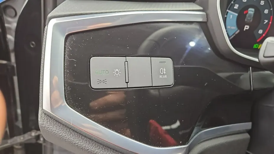 AUDI Q3 -